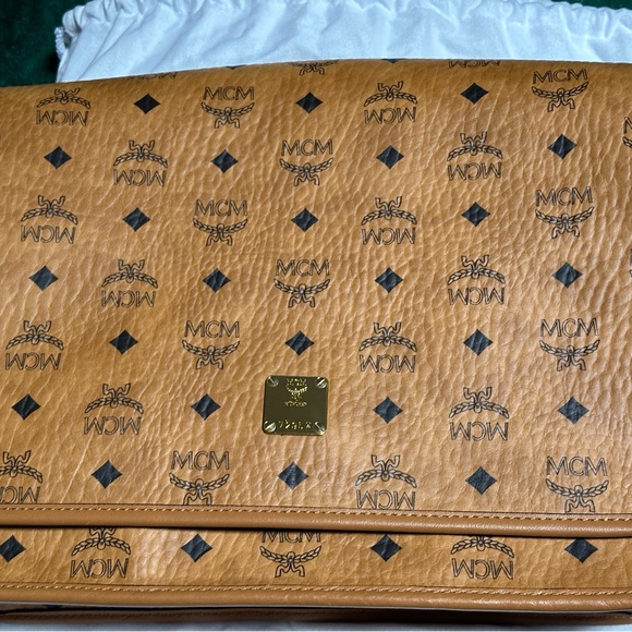 MCM New Brown Leather messenger bag - Picture 1 of 6